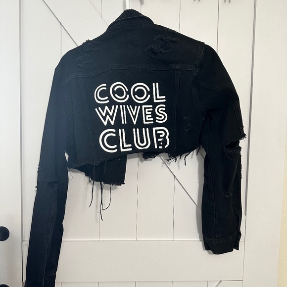 Hubs & Hers Cool Wives Club cropped Jean Jacket - Picture 1 of 2